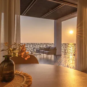 https://glow-boutique-hotel-suites.albaniahotels.org